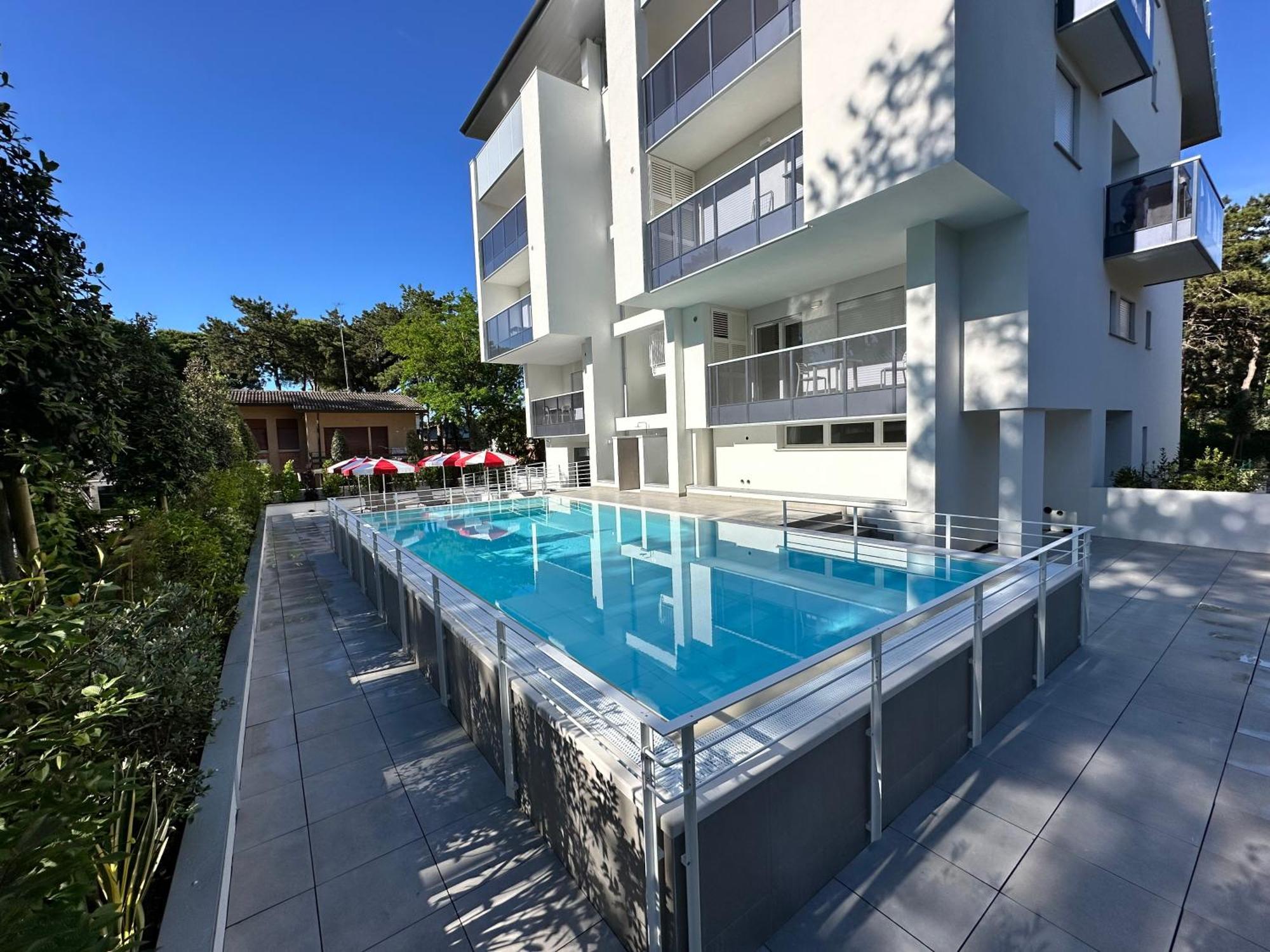 Nuovo Condominio Con Piscina E Garage Бибионе Экстерьер фото
